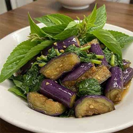 Cách làm cà tím xào lá lốt tía tô món chay thanh đạm